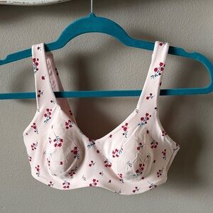 NWOT all in motion Light Pink Floral Sports Bra